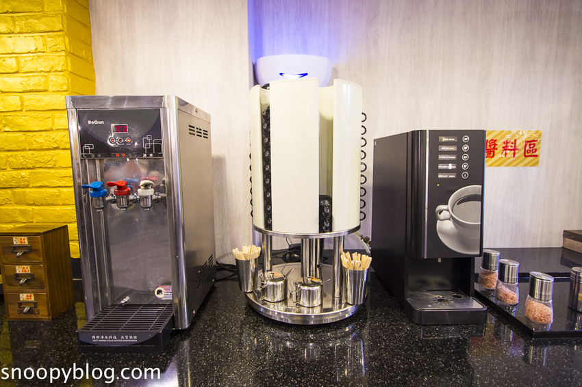 蔬鍋藝鍋物台中文心店|台中南屯火鍋~豐富自助區無限量供應,貼心附設兒童遊戲區,友善親子餐廳