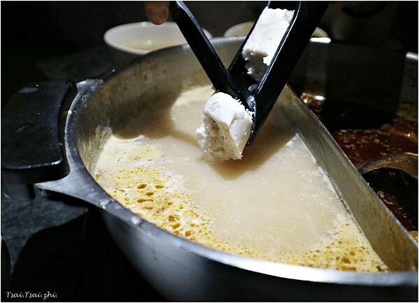 [台北中山]椒心苑麻辣鍋|頂級食材麻辣火鍋吃到飽，哈根達斯和