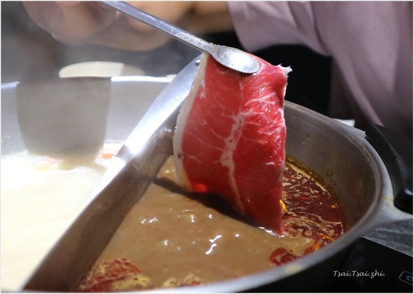 [台北中山]椒心苑麻辣鍋|頂級食材麻辣火鍋吃到飽，哈根達斯和