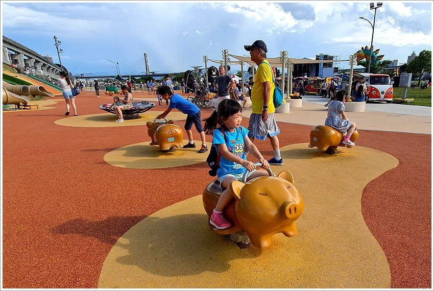 【新北大都會公園】熊猴森樂園．交通、停車資訊、設施攻略!