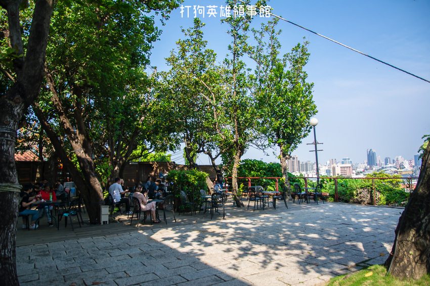 ｜高雄景點｜打狗英國領事館文化園區，眺望高雄港、85大樓，巴洛克式風格建築好好拍 - 阿婷的旅行札記。