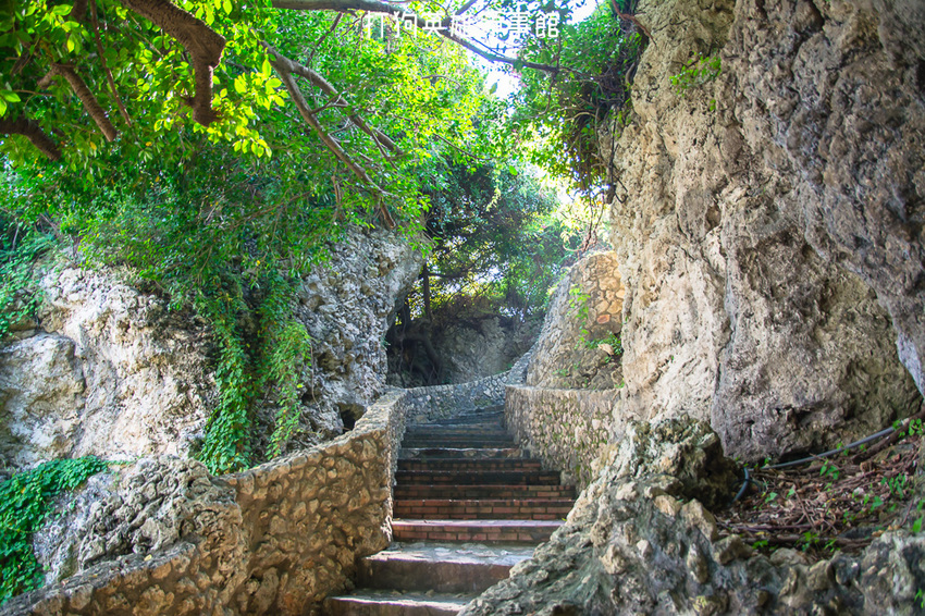 ｜高雄景點｜打狗英國領事館文化園區，眺望高雄港、85大樓，巴洛克式風格建築好好拍 - 阿婷的旅行札記。