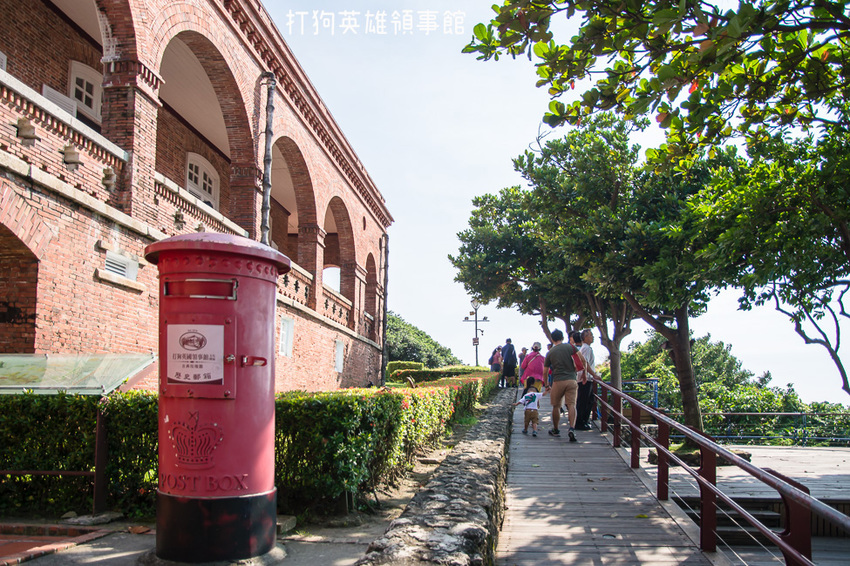 ｜高雄景點｜打狗英國領事館文化園區，眺望高雄港、85大樓，巴洛克式風格建築好好拍 - 阿婷的旅行札記。