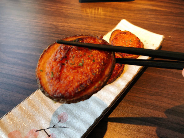 圓圓家愛吃貨-<台北松山>大河屋-CITYLINK松山店，美味日式串燒，超有料丼飯，還有味增湯喝到飽的CITYLINK最美餐廳