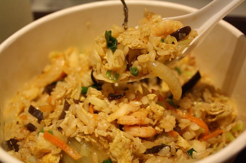 【台北炒飯推薦】豐快炒飯-遼寧街美食,簡單/快速/方便可即時帶走的美味 炒飯外送推薦