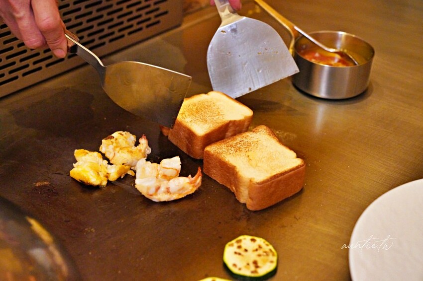 台北市中山區【台北】大直|Mark’s Teppanyaki,A5和牛老饕牛排、隱藏版鮑魚撈飯,全新晚餐海陸套餐大升級