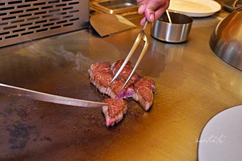 台北市中山區【台北】大直|Mark’s Teppanyaki,A5和牛老饕牛排、隱藏版鮑魚撈飯,全新晚餐海陸套餐大升級