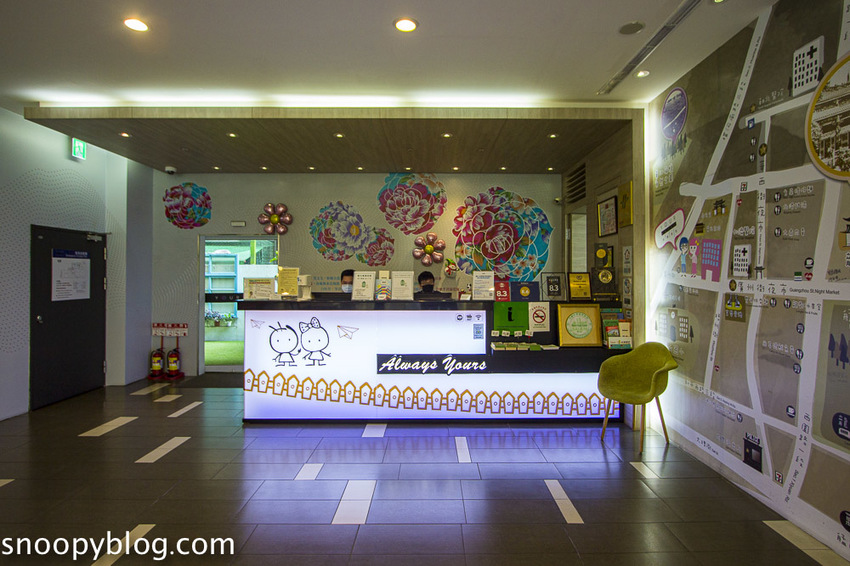 萬華住宿｜禾順商旅～近龍山寺與捷運站，一秒到艋舺夜市與華西街夜市，週邊美食與景點超豐富