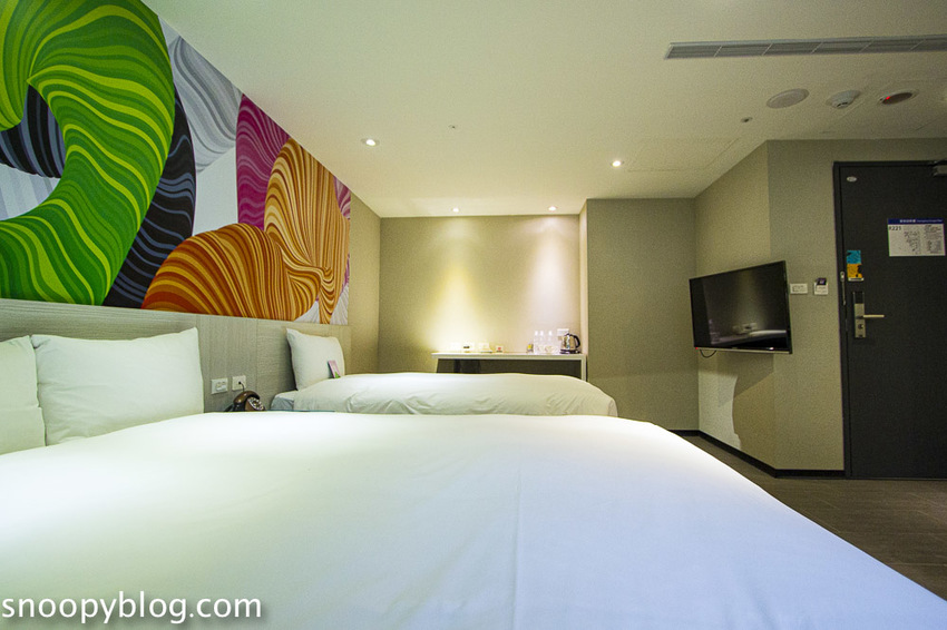 萬華住宿｜禾順商旅～近龍山寺與捷運站，一秒到艋舺夜市與華西街夜市，週邊美食與景點超豐富