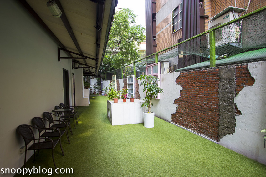 萬華住宿｜禾順商旅～近龍山寺與捷運站，一秒到艋舺夜市與華西街夜市，週邊美食與景點超豐富