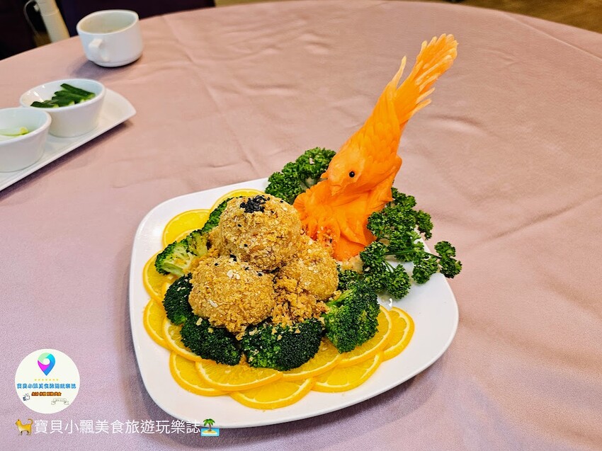 [食]台北 脆皮櫻桃烤鴨人人愛 一鴨兩吃滿足您挑剔的味蕾 福華國際文教會館 風尚咖啡廳