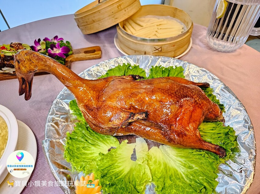 [食]台北 脆皮櫻桃烤鴨人人愛 一鴨兩吃滿足您挑剔的味蕾 福華國際文教會館 風尚咖啡廳