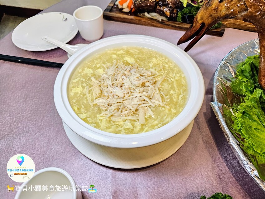 [食]台北 脆皮櫻桃烤鴨人人愛 一鴨兩吃滿足您挑剔的味蕾 福華國際文教會館 風尚咖啡廳