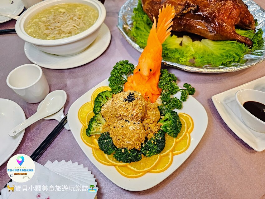 [食]台北 脆皮櫻桃烤鴨人人愛 一鴨兩吃滿足您挑剔的味蕾 福華國際文教會館 風尚咖啡廳