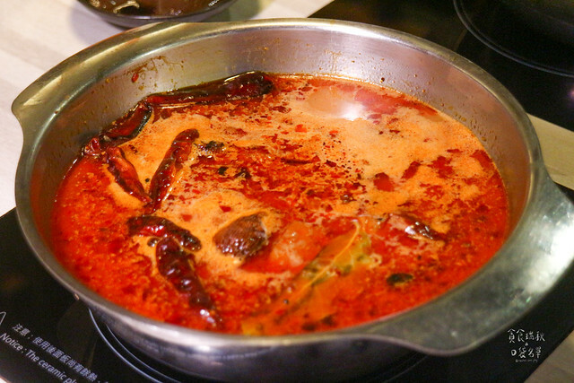 台中東區｜1KG浮誇安格斯牛肉盤｜最便宜平日午間特惠只要238元就有季節蔬菜自助吧吃到飽｜昭日堂燒肉旗下火鍋品牌｜鍋好日