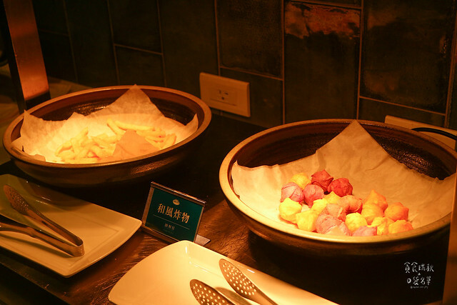 台中東區｜1KG浮誇安格斯牛肉盤｜最便宜平日午間特惠只要238元就有季節蔬菜自助吧吃到飽｜昭日堂燒肉旗下火鍋品牌｜鍋好日