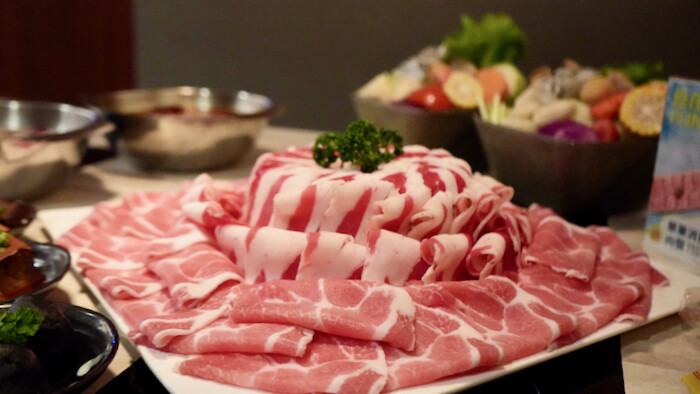 [台中] 鍋好日｜台中火車站美食推薦，新時代餐廳～平日只要228元火鍋吃到飽！