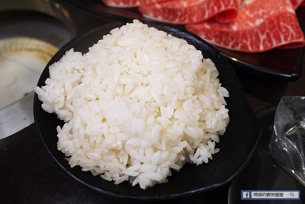 內湖涮涮鍋【東湖涮涮鍋】高CP值頂級肉品+好風味湯頭/東湖站吃到飽火鍋/東湖美食/明治冰淇淋爆米花吃到飽