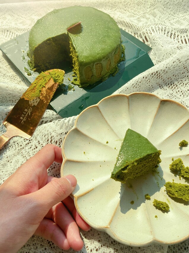 抹茶控必吃！起士公爵 極濃靜岡熔岩抹茶布朗尼 6吋｜正宗靜岡抹茶粉 X 比利時頂級巧克力｜榮獲米其林食品指南iTQi二星獎 - 萍姐愛分享