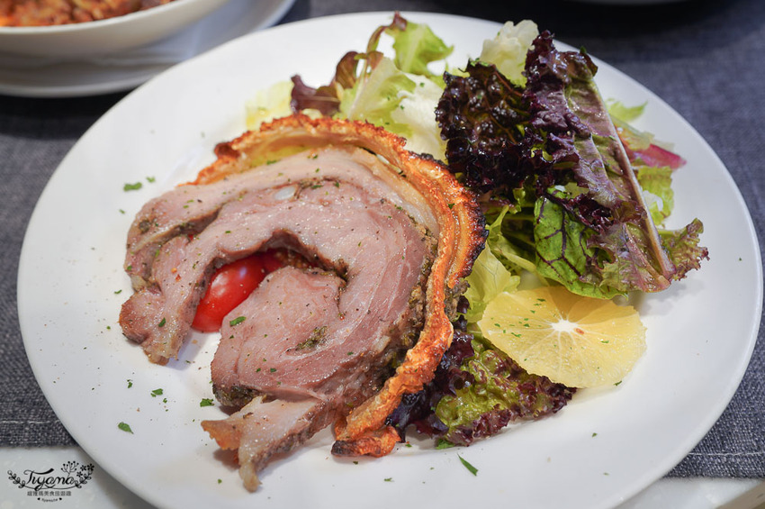 金窯義式料理+路易奇別樓》高雄大立美食街最強黃金角落「精緻包廂空間」,揪好友”義”起吃美食!! @緹雅瑪 美食旅遊趣 金窯義式料理+路易奇別樓》高雄大立美食街最強黃金角落「精緻包廂空間」,揪好友”義”起吃美食!! @緹雅瑪 美食旅遊趣