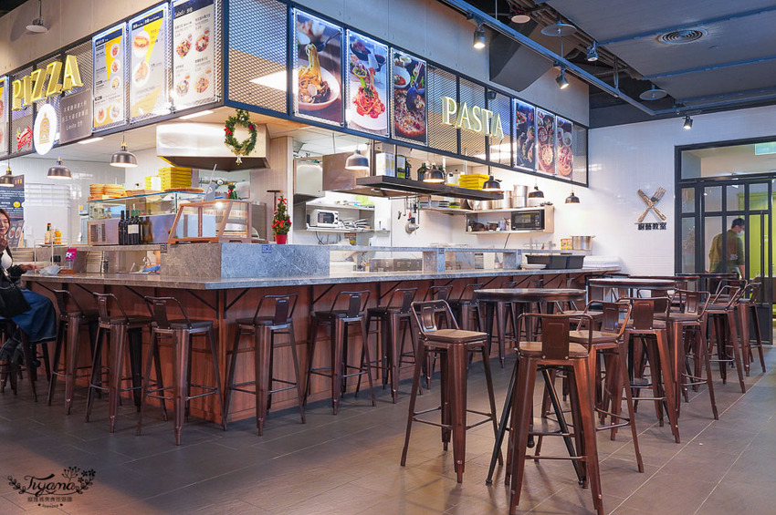 金窯義式料理+路易奇別樓》高雄大立美食街最強黃金角落「精緻包廂空間」,揪好友”義”起吃美食!! @緹雅瑪 美食旅遊趣 金窯義式料理+路易奇別樓》高雄大立美食街最強黃金角落「精緻包廂空間」,揪好友”義”起吃美食!! @緹雅瑪 美食旅遊趣