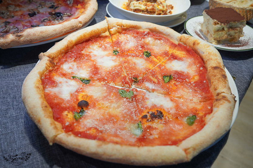 金窯義式料理+路易奇別樓》高雄大立美食街最強黃金角落「精緻包廂空間」,揪好友”義”起吃美食!! @緹雅瑪 美食旅遊趣 金窯義式料理+路易奇別樓》高雄大立美食街最強黃金角落「精緻包廂空間」,揪好友”義”起吃美食!! @緹雅瑪 美食旅遊趣