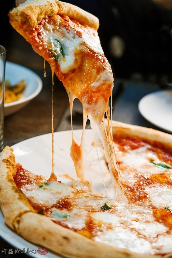 大立EATALEE美食街 金窯義式料理ＸLuigi 路易奇洗衣公司 高雄最強美食角落 不出國也能享用義式料理！18.jpg