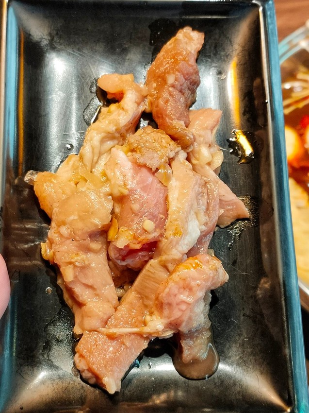 桃園中壢美食-億魚麻辣鍋-極致烤魚.和牛麻辣鍋吃到飽，雙主菜享受再加分  (邀約) @民宿女王芽月-美食.旅遊.全台趴趴走