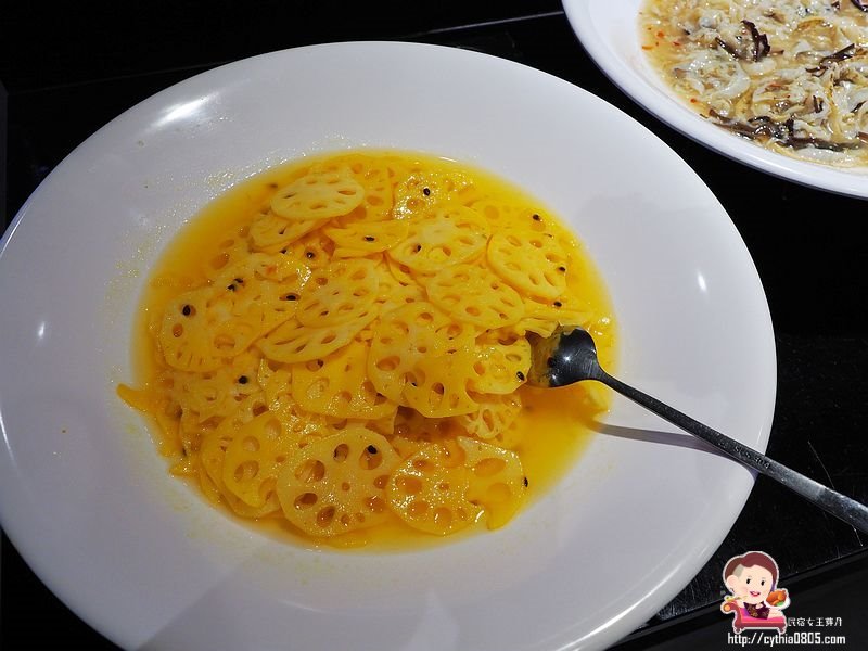 桃園中壢美食-億魚麻辣鍋-極致烤魚.和牛麻辣鍋吃到飽，雙主菜享受再加分  (邀約) @民宿女王芽月-美食.旅遊.全台趴趴走