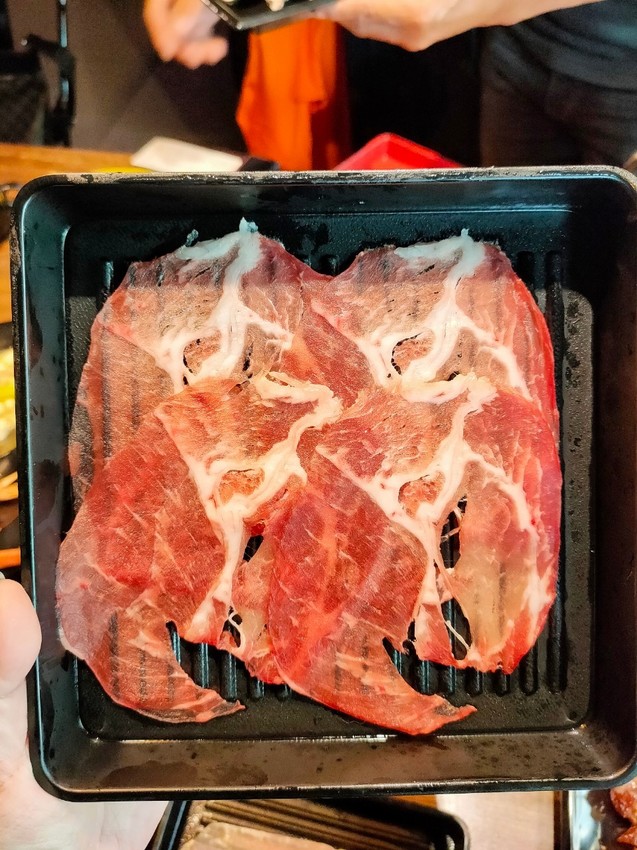 桃園中壢美食-億魚麻辣鍋-極致烤魚.和牛麻辣鍋吃到飽，雙主菜享受再加分  (邀約) @民宿女王芽月-美食.旅遊.全台趴趴走