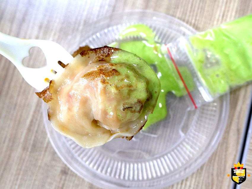 台南煎餃／行動餐車不定期出沒／嚴選食材手工包製／獨家風味搭配特調醬料／營業地點當天網路公告／現點現煎趕時間不要來／限量供應晚來吃不到