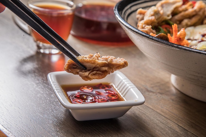 [新北新莊]一秒愛上香醇手沖咖啡！小小細節大大用心，每一口都能嘗到紮實的好味道！禾豐咖啡館 - 大手牽小手。玩樂趣