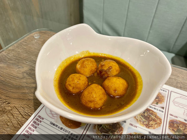 台北茶餐廳/美食必踩點/港式茶餐廳，中山區美食推薦，CP值超高、適合包場慶生，道地的香港主廚、想吃正統港點的你千萬不容錯過「港飲港食茶餐廳」近南京復興捷運站，交通方便，吃港