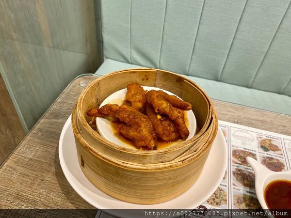 台北茶餐廳/美食必踩點/港式茶餐廳，中山區美食推薦，CP值超高、適合包場慶生，道地的香港主廚、想吃正統港點的你千萬不容錯過「港飲港食茶餐廳」近南京復興捷運站，交通方便，吃港