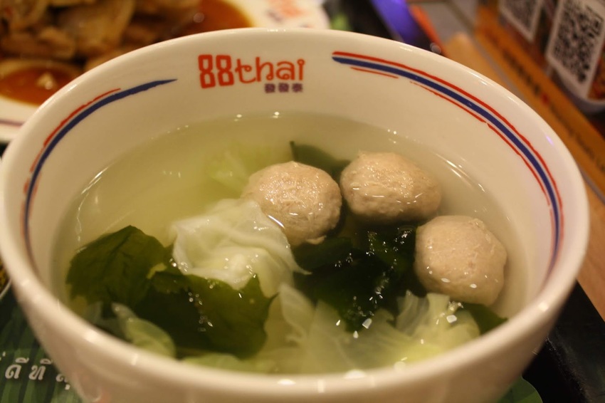 【板橋泰式料理推薦】88thai發發泰-一個人也能自在享受的泰式簡餐,獨創泰式香腸全台全台獨一無二