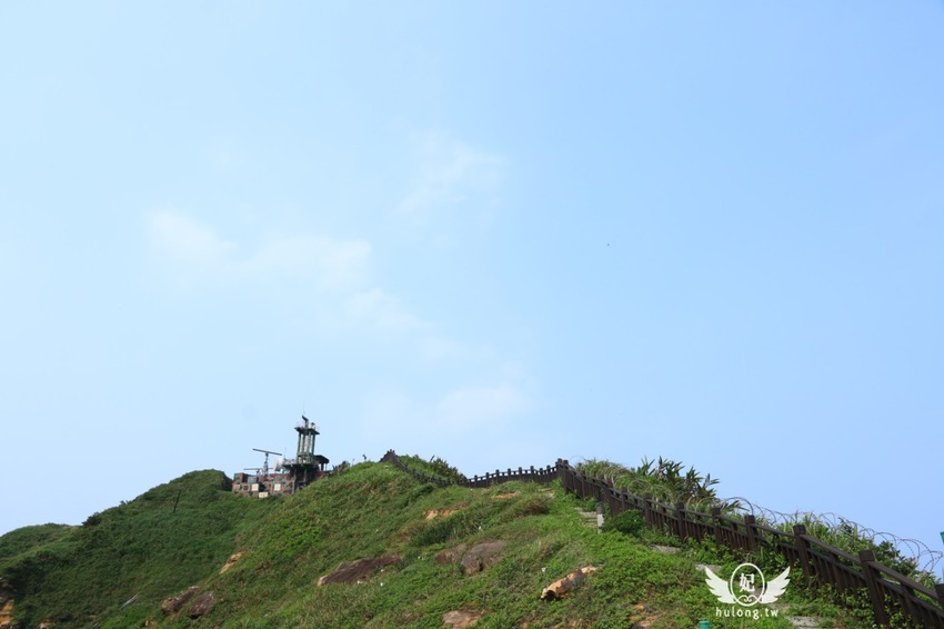 「聽濤營區」鼻頭角步道迷彩神秘感新秘境|聽濤營區咖啡開放時間|東北角景點! - 珍太妃旅遊親子生活
