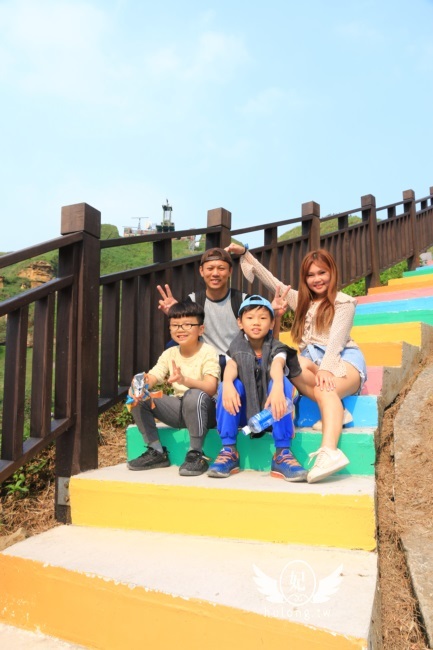 「聽濤營區」鼻頭角步道迷彩神秘感新秘境|聽濤營區咖啡開放時間|東北角景點! - 珍太妃旅遊親子生活