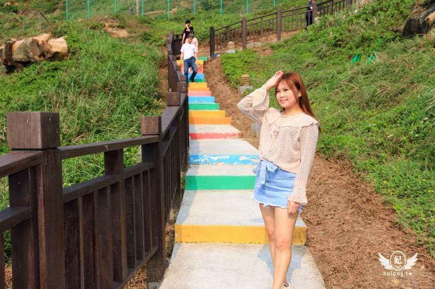 「聽濤營區」鼻頭角步道迷彩神秘感新秘境|聽濤營區咖啡開放時間|東北角景點! - 珍太妃旅遊親子生活