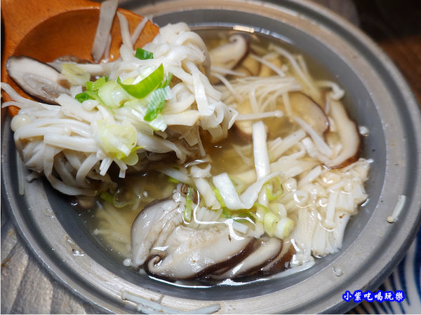 奶油菇菇-大河屋南崁店二訪 (1).jpg