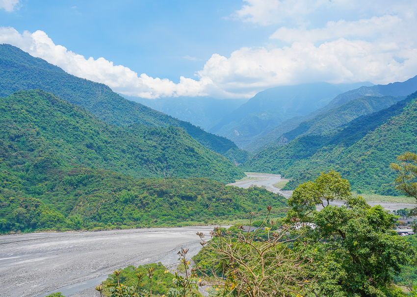 [屏東景觀餐廳]三地門旁聽席-超夢幻台版小歐洲~預約制隱藏版秘境! @美食好芃友