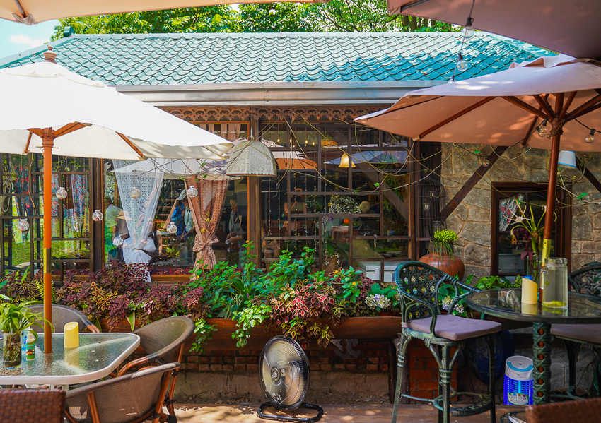 [屏東景觀餐廳]三地門旁聽席-超夢幻台版小歐洲~預約制隱藏版秘境! @美食好芃友