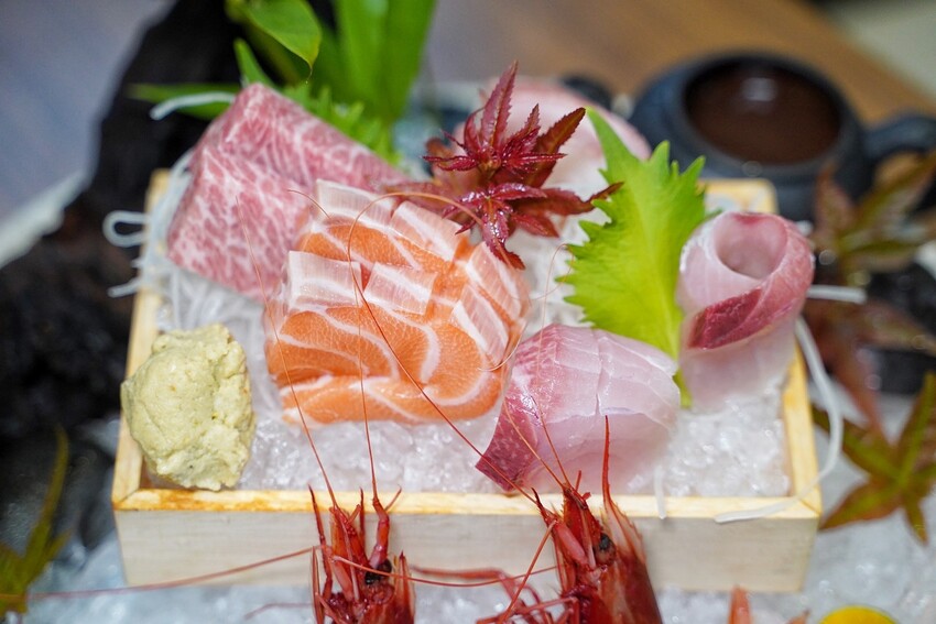 【桃園美食】這間『田川日本料理』融合台式合菜與日式料理的餐廳，還有多種價位的無菜單料理套餐可以選擇，整體價格平實且附設專屬停車場！ - 阿華田的美食日記