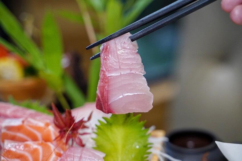 【桃園美食】這間『田川日本料理』融合台式合菜與日式料理的餐廳，還有多種價位的無菜單料理套餐可以選擇，整體價格平實且附設專屬停車場！ - 阿華田的美食日記