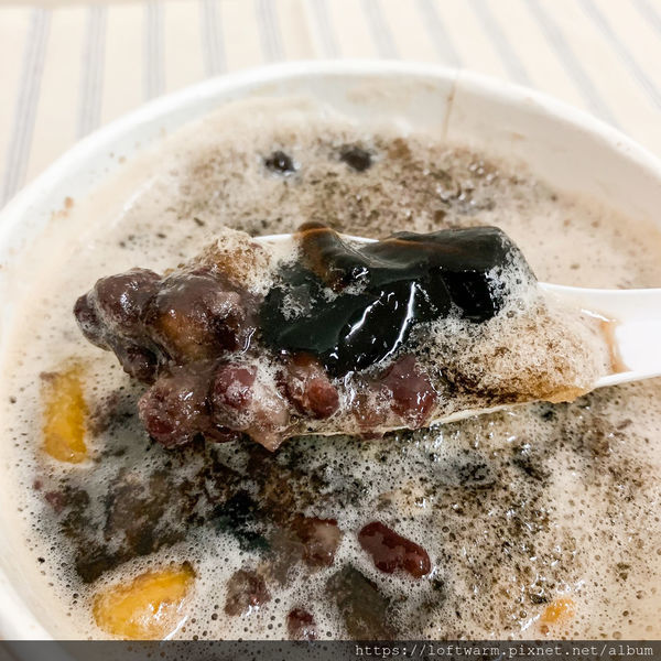 /tmp/phpHtz8aw /tmp/phpHtz8aw