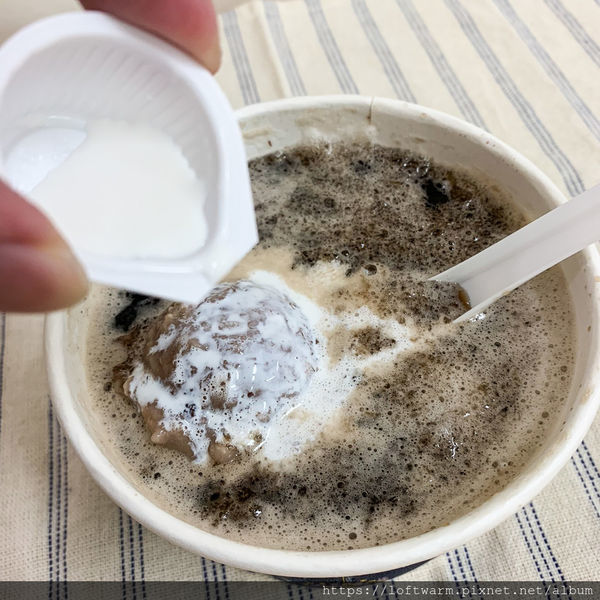 /tmp/phpQIqdTg /tmp/phpQIqdTg