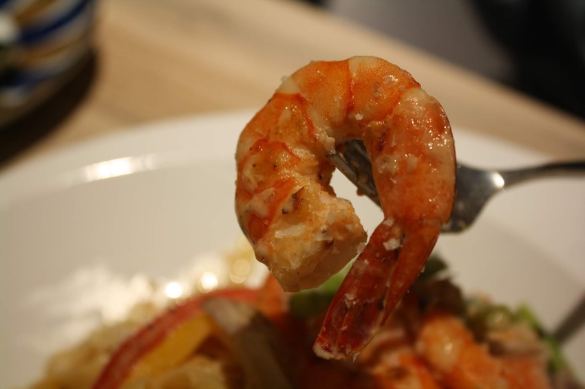 【信義區美食】bistro WAYO -日本獨家技術乾式熟成牛肉，創意地中海料理餐點，遠百信義a13餐廳推薦