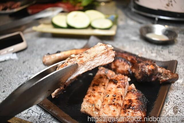 桃園和牛吃到飽餐廳推薦 | 鬥佐燒肉桃園店 新菜單上線 加價NT$618 享日本A5和牛、鮭魚菲力無限量供應吃到飽 還有啤酒、沙瓦免費無限量暢飲 -  就是這樣。吃喝玩樂。愛漂亮部落格 - Fashi