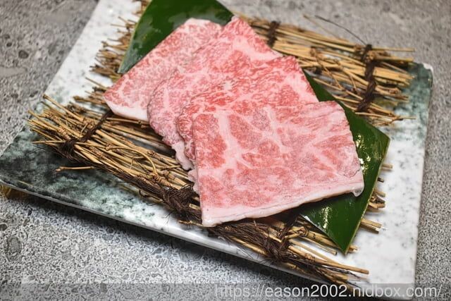 桃園和牛吃到飽餐廳推薦 | 鬥佐燒肉桃園店 新菜單上線 加價NT$618 享日本A5和牛、鮭魚菲力無限量供應吃到飽 還有啤酒、沙瓦免費無限量暢飲 -  就是這樣。吃喝玩樂。愛漂亮部落格 - Fashi