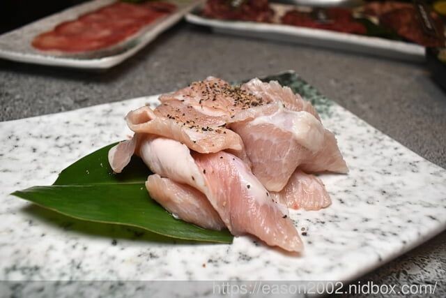 桃園和牛吃到飽餐廳推薦 | 鬥佐燒肉桃園店 新菜單上線 加價NT$618 享日本A5和牛、鮭魚菲力無限量供應吃到飽 還有啤酒、沙瓦免費無限量暢飲 -  就是這樣。吃喝玩樂。愛漂亮部落格 - Fashi