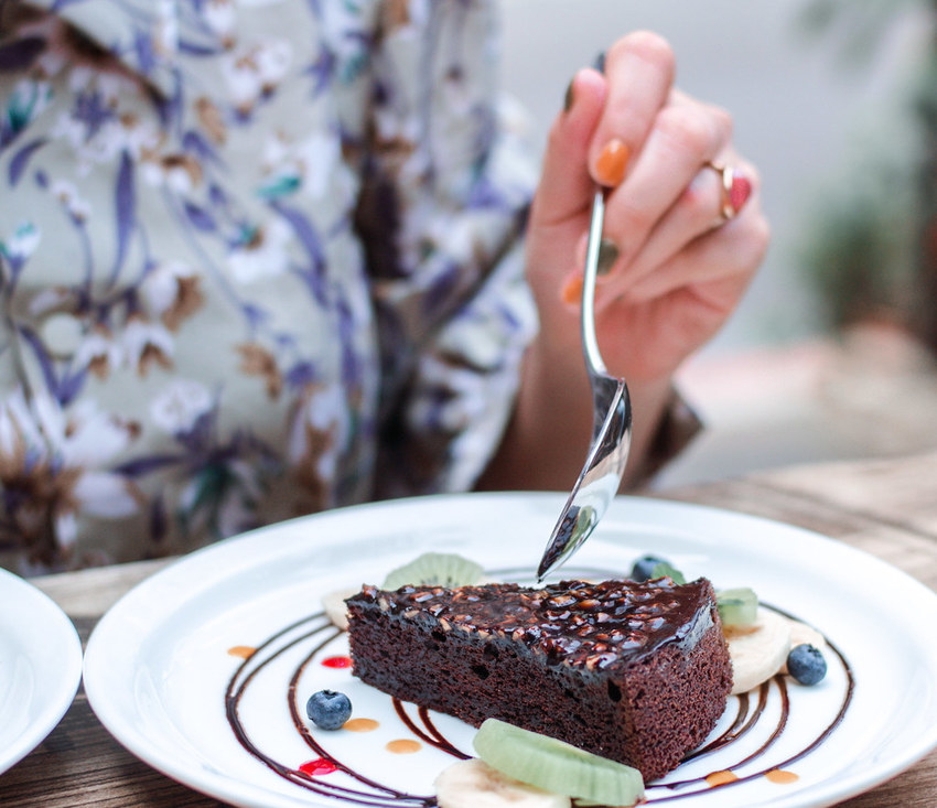 東區下午茶｜忠孝敦化美食。Plan B歐陸市集小酒館｜歐風露天小酒館  環境